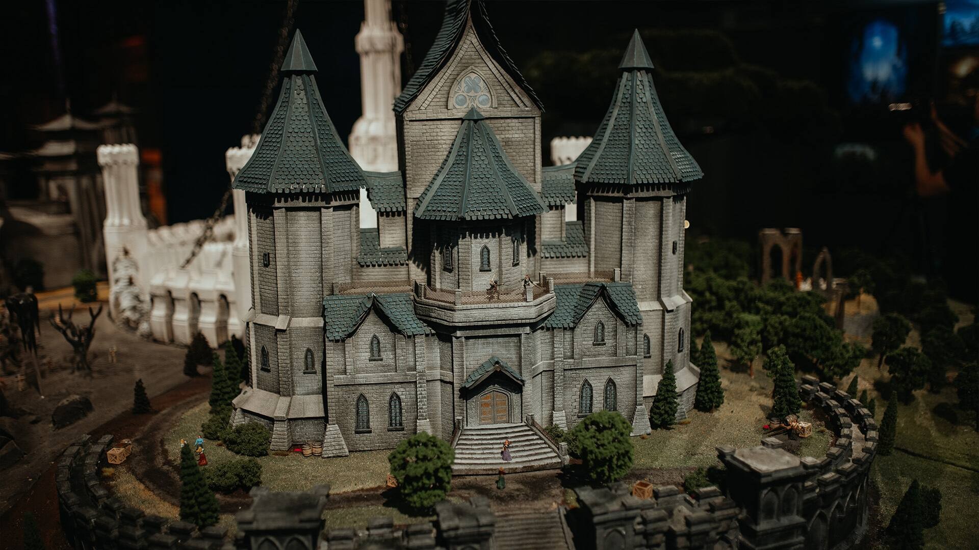 the elder scrolls online has a 10-year anniversary diorama, and you've got to see this thing news article card thumbnail